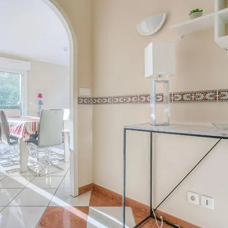 Apartment Bel Renove Avec Terrasse Et Parking A St Jean De Luz - Fr-1-4-499 *